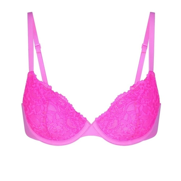 SKIMS Other - Skims Fits Everybody Lace T Shirt Bra